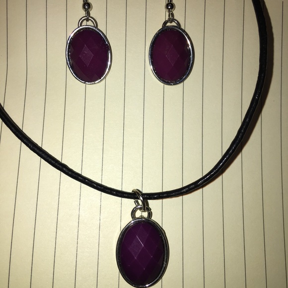 Purple pendant & earrings NWT - Picture 5 of 6
